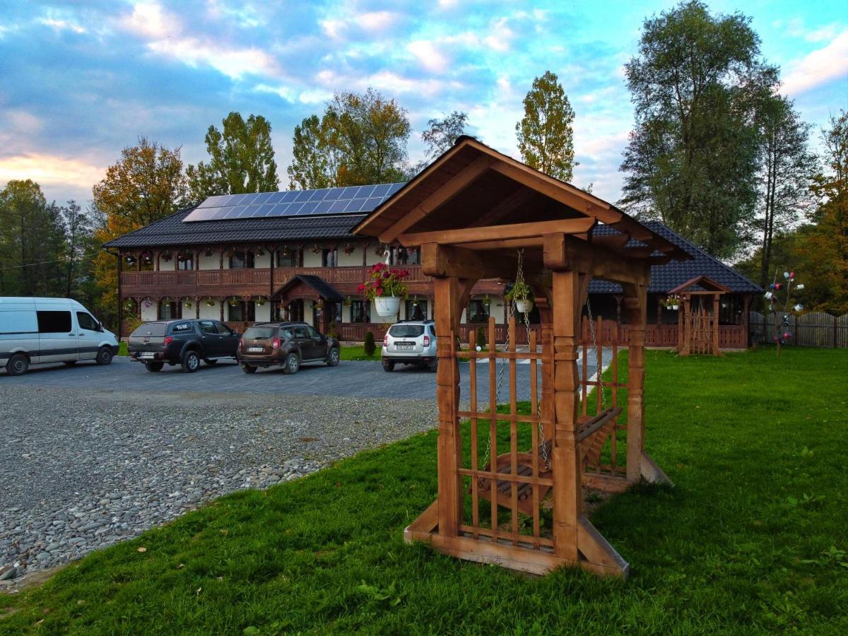 Conacul Cosaului Hotel Fejérfalva Kültér fotó