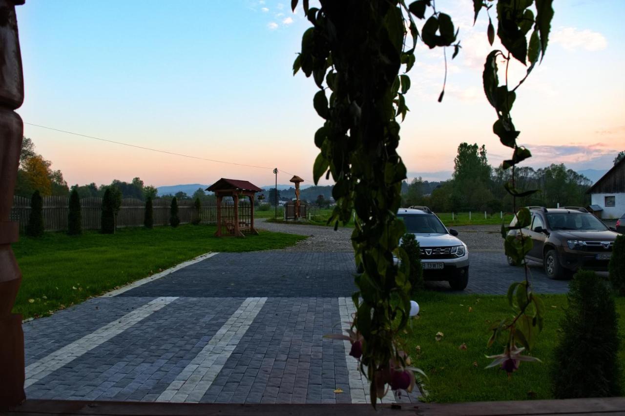 Conacul Cosaului Hotel Fejérfalva Kültér fotó
